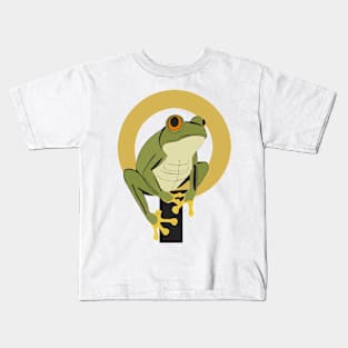 Frog, favourite animal marsh lake pond, tadpole Kids T-Shirt